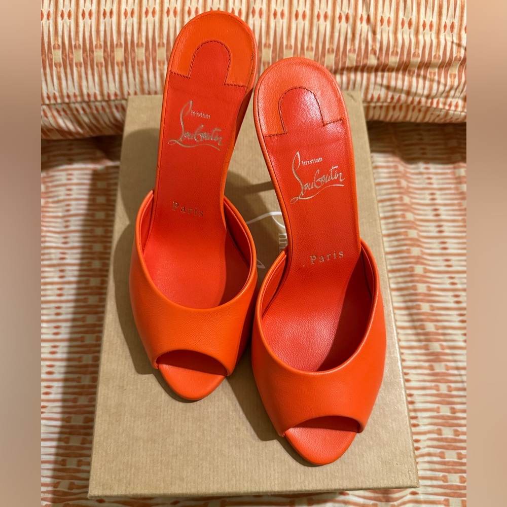 New Christian Louboutin Me Dolly 85 MM Orange/Vitamine